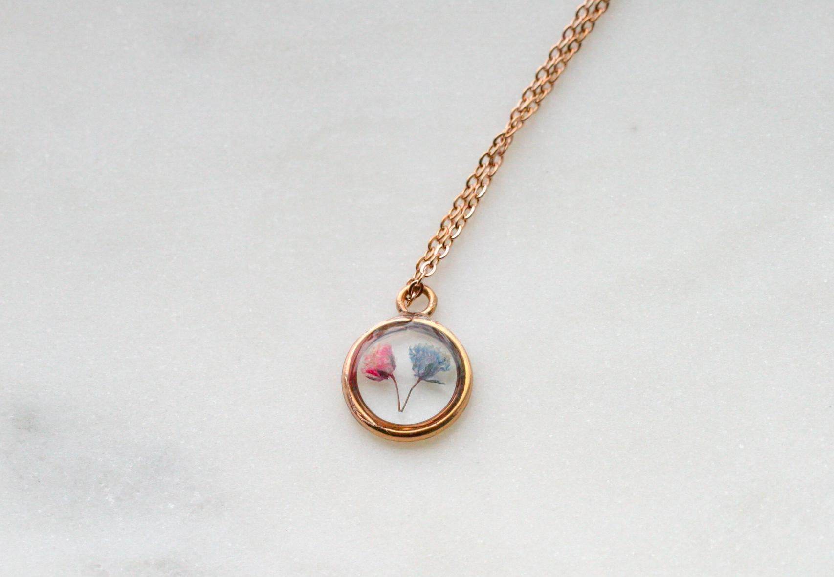 Pink, Blue or White Baby's Breath Flower Necklace | Circle Pendant - Rest of the Nest