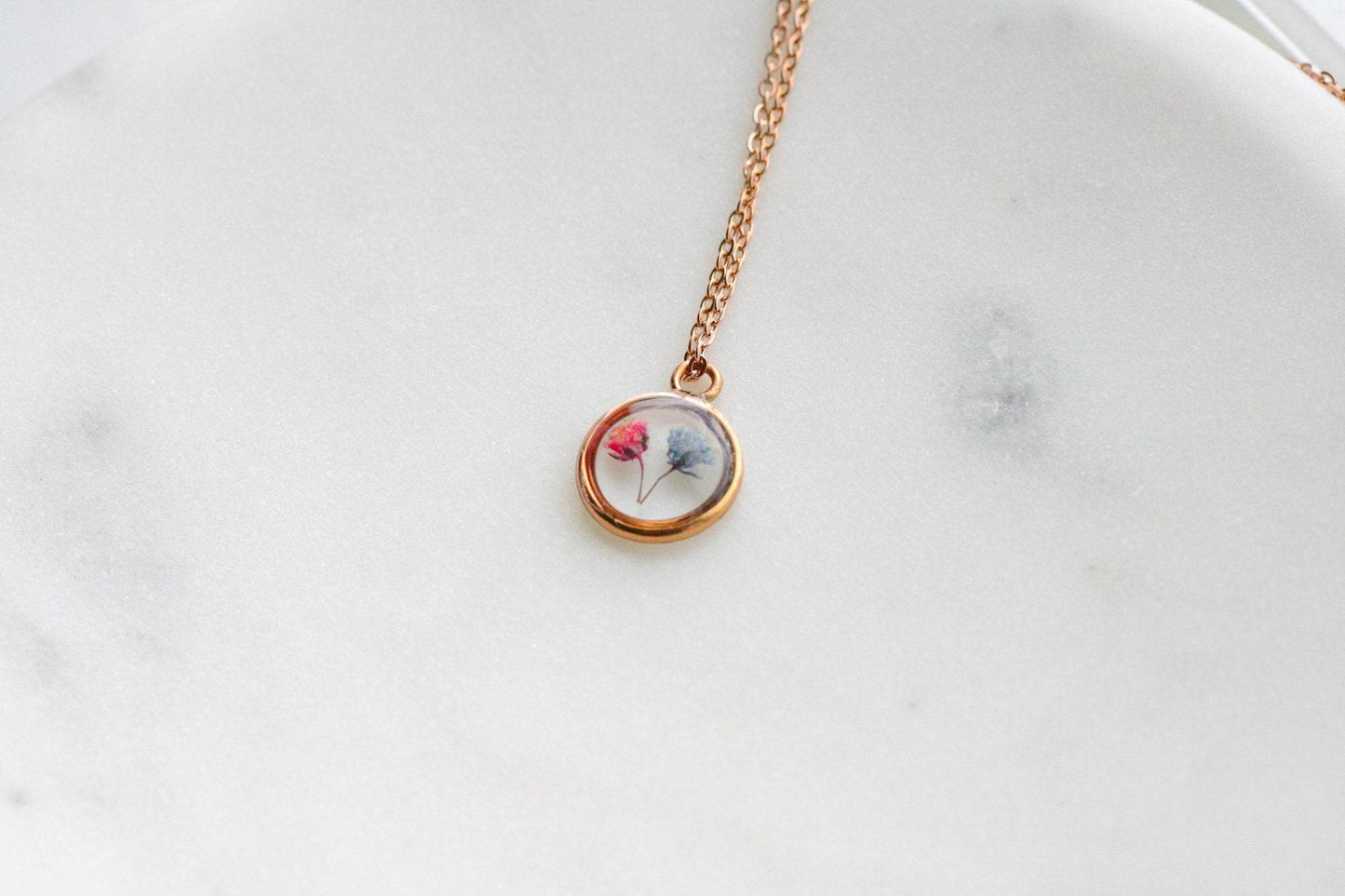 Pink, Blue or White Baby's Breath Flower Necklace | Circle Pendant - Rest of the Nest