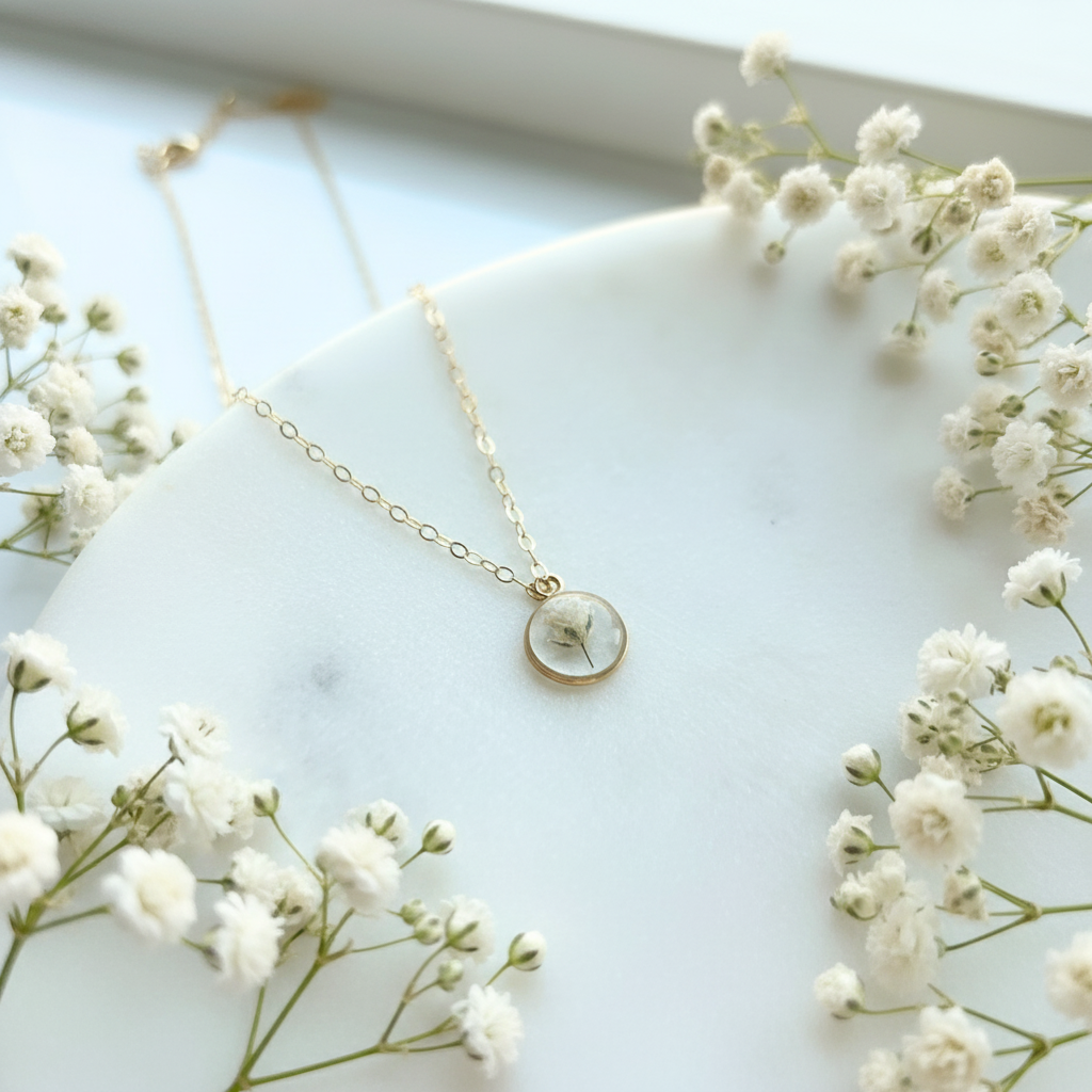 Baby’s Breath Memorial Necklace | 14k Gold Circle Pendant