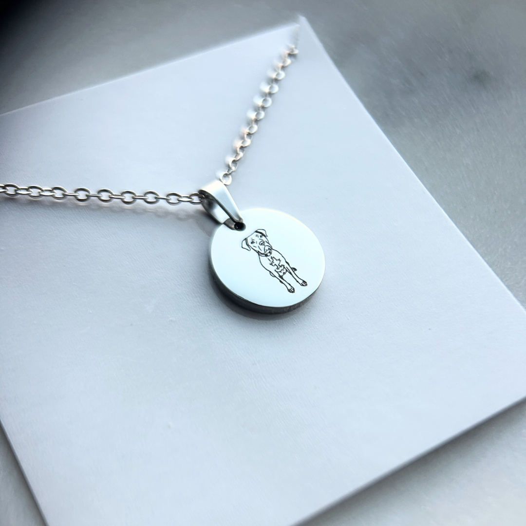 Custom Line Drawing Dog Necklace – Engraved Pet Portrait Jewelry