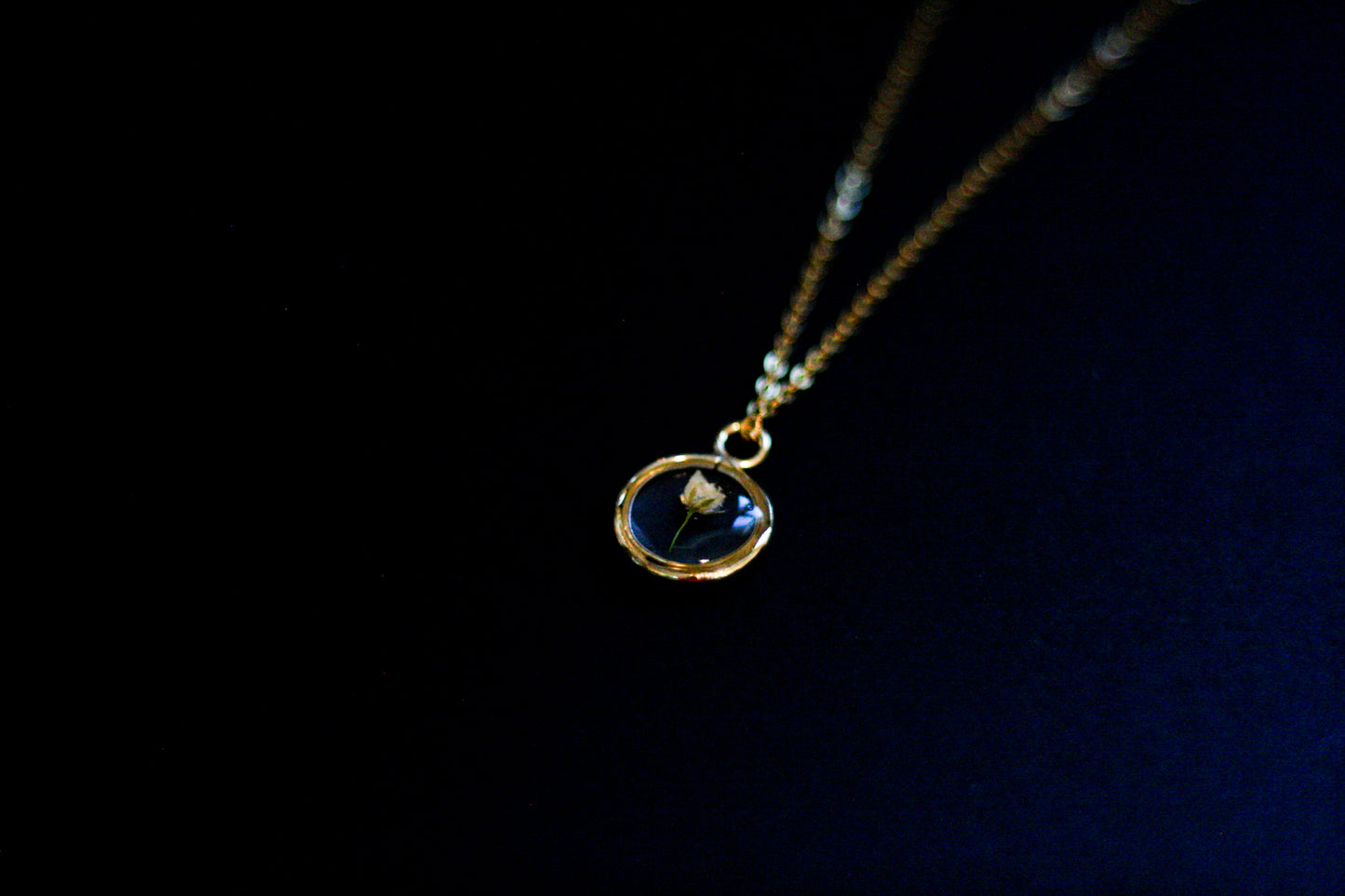 Yellow gold baby's breath necklace
