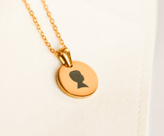 Silhouette Necklace | Yellow Gold Pendant