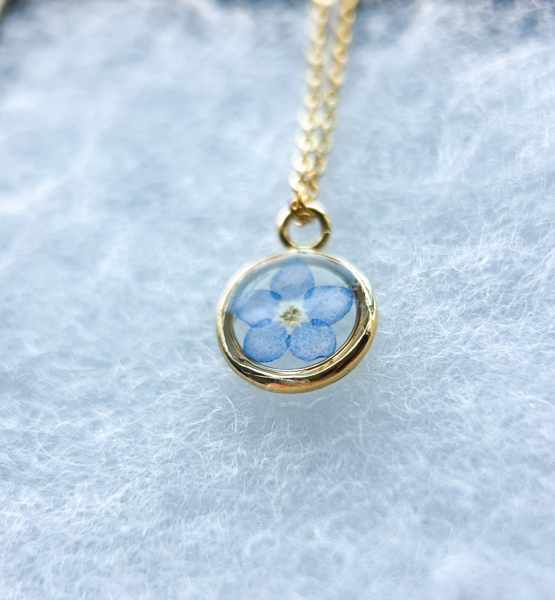 Forget Me Not Necklace | Yellow Gold