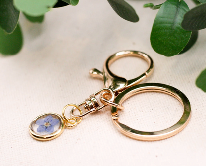 Forget Me Not Flower | Gold Keychain