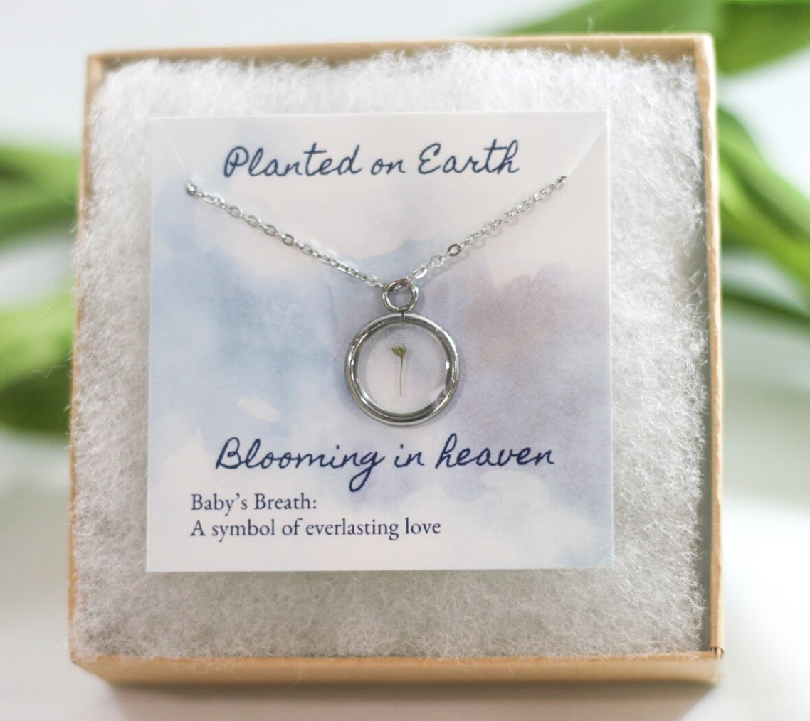 Baby's Breath Flower Necklace | Silver Circle Pendant