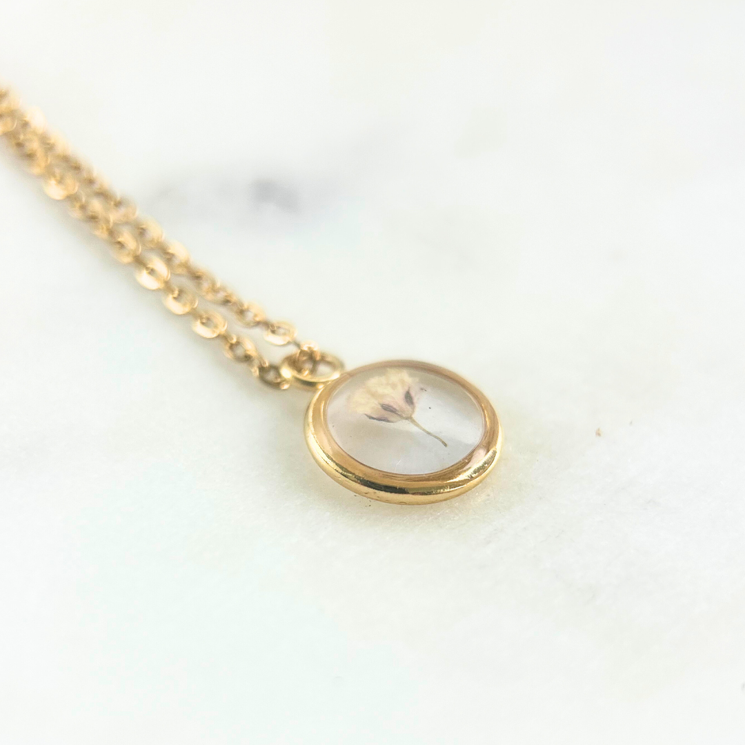 Baby's Breath Flower Necklace | Yellow Gold