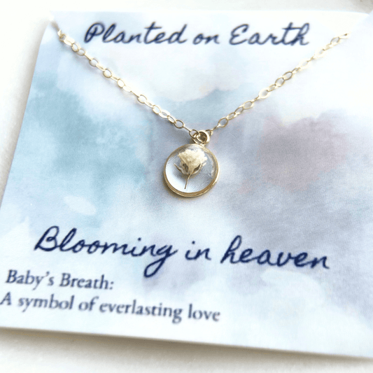 Baby's Breath Flower Necklace | 14k Gold Circle Pendant