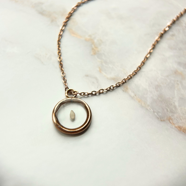Sesame seed necklace | 5 weeks gestational age miscarriage necklace - Sale
