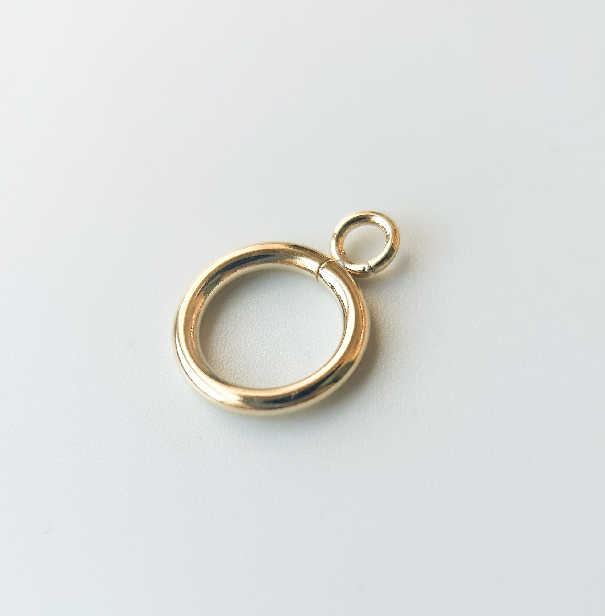 Rainbow Necklace | Yellow Gold Circle Pendant